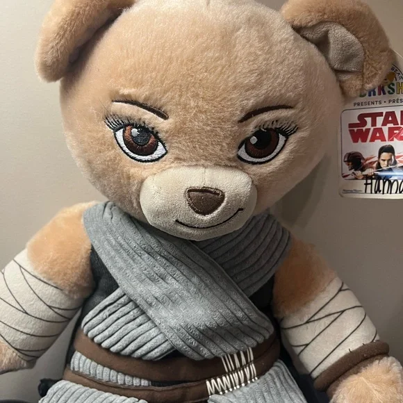Build-A-Bear Workshop Star Wars Rey plush bear. - Picture 5 of 7